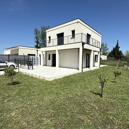 Sublime Neuve Proche De La Villa Serignan